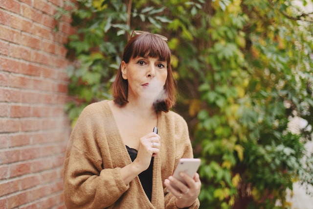 How Much is a Vape Pen? Costs & Accessories